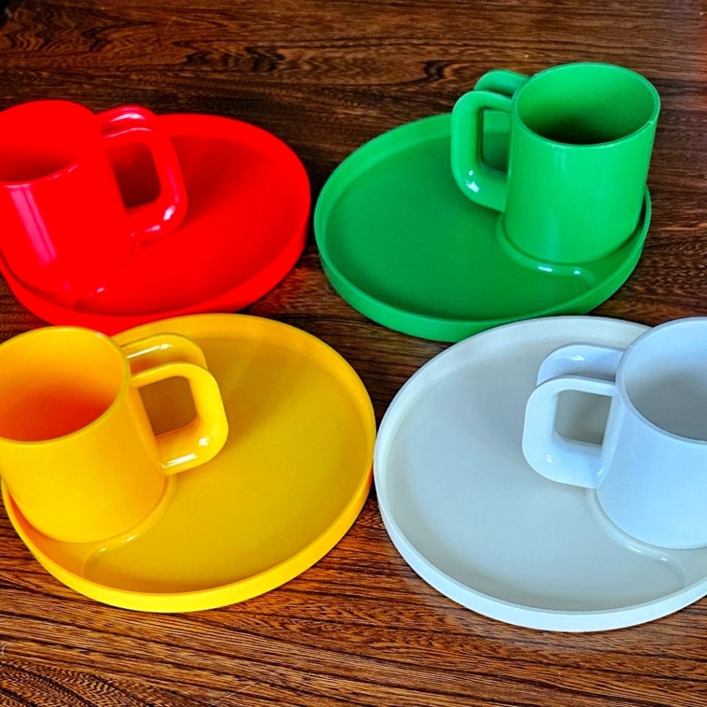 Vintage Ingrid Snack Set -4 Plates + 4 Matching Cups. Mix & Match the Colors.